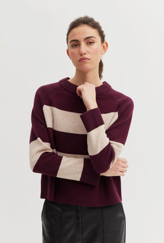 Sweter w w paski w kolorze bordowym i ecru