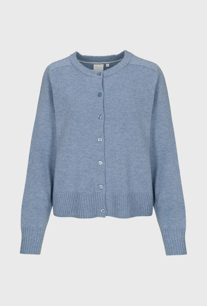 Niebieski kardigan zapinany na guziki