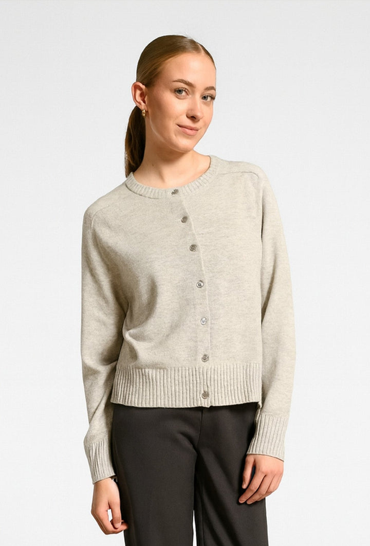 Kardigan zapinany na guziki w szarym kolorze