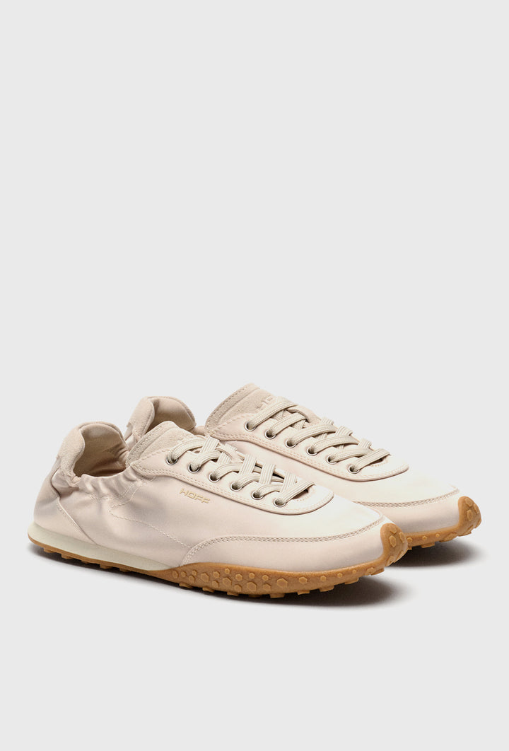 Perłowe sneakersy casual