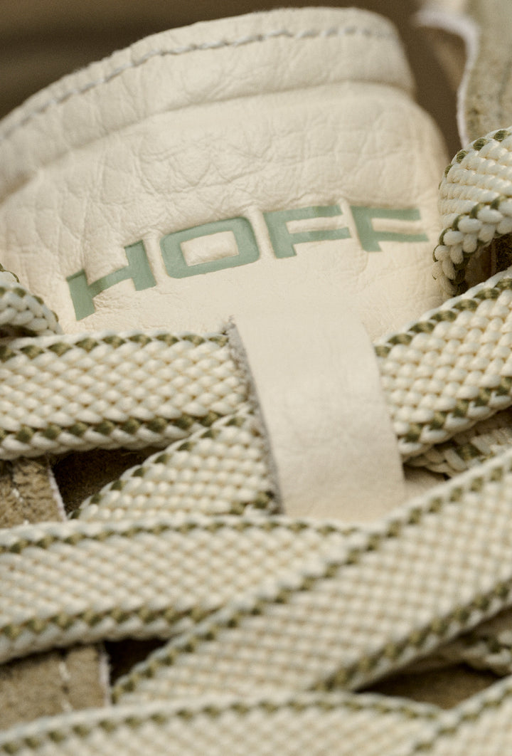 Sneakersy w kolorze khaki