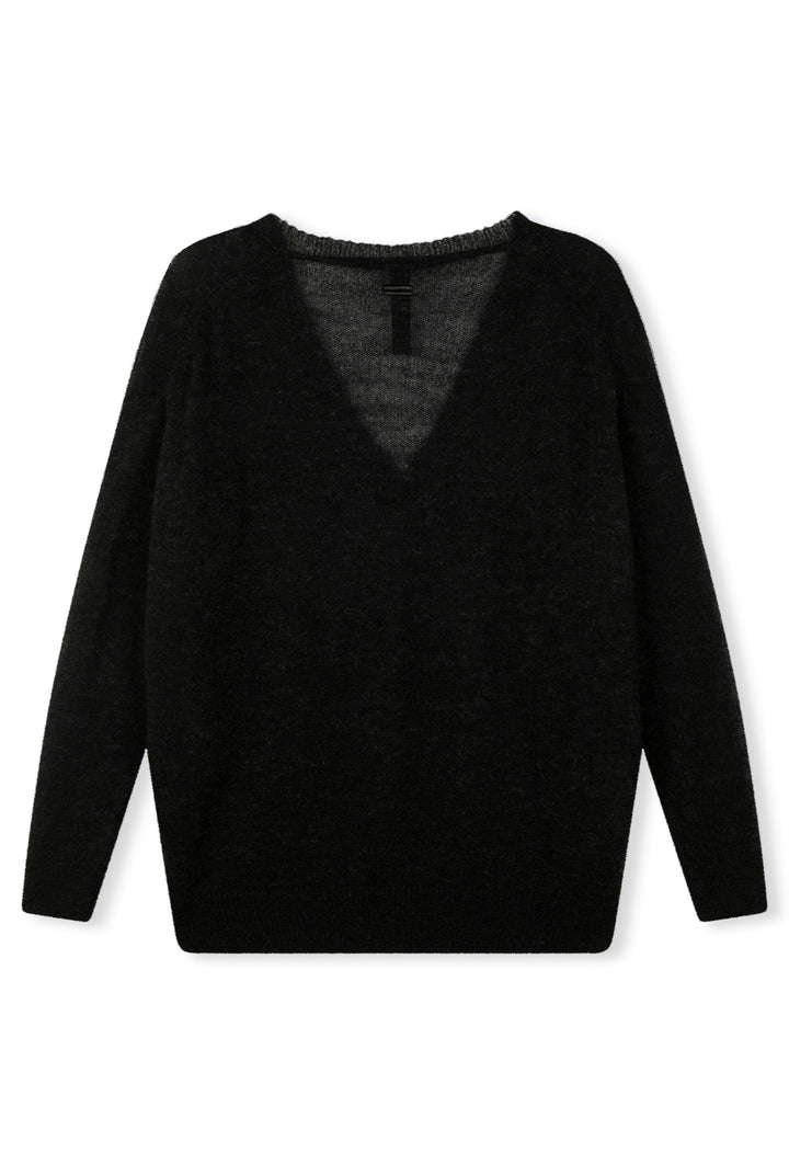 Czarny sweter z dekoltem w serek