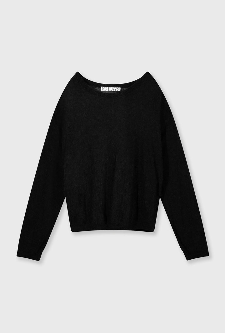 Cienki wełniany sweter z dekoltem w łódkę w kolorze czarnym