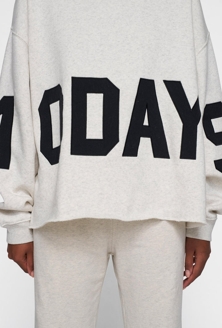 Bluza z kapturem oversize z dużym logo 10DAYS