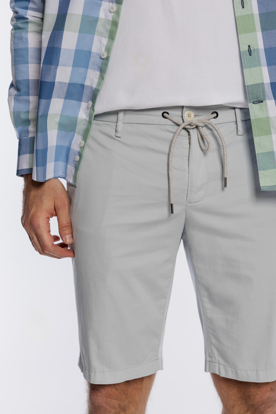 Letni męski komplet z koszulą w kratę Modern Fit i szortami