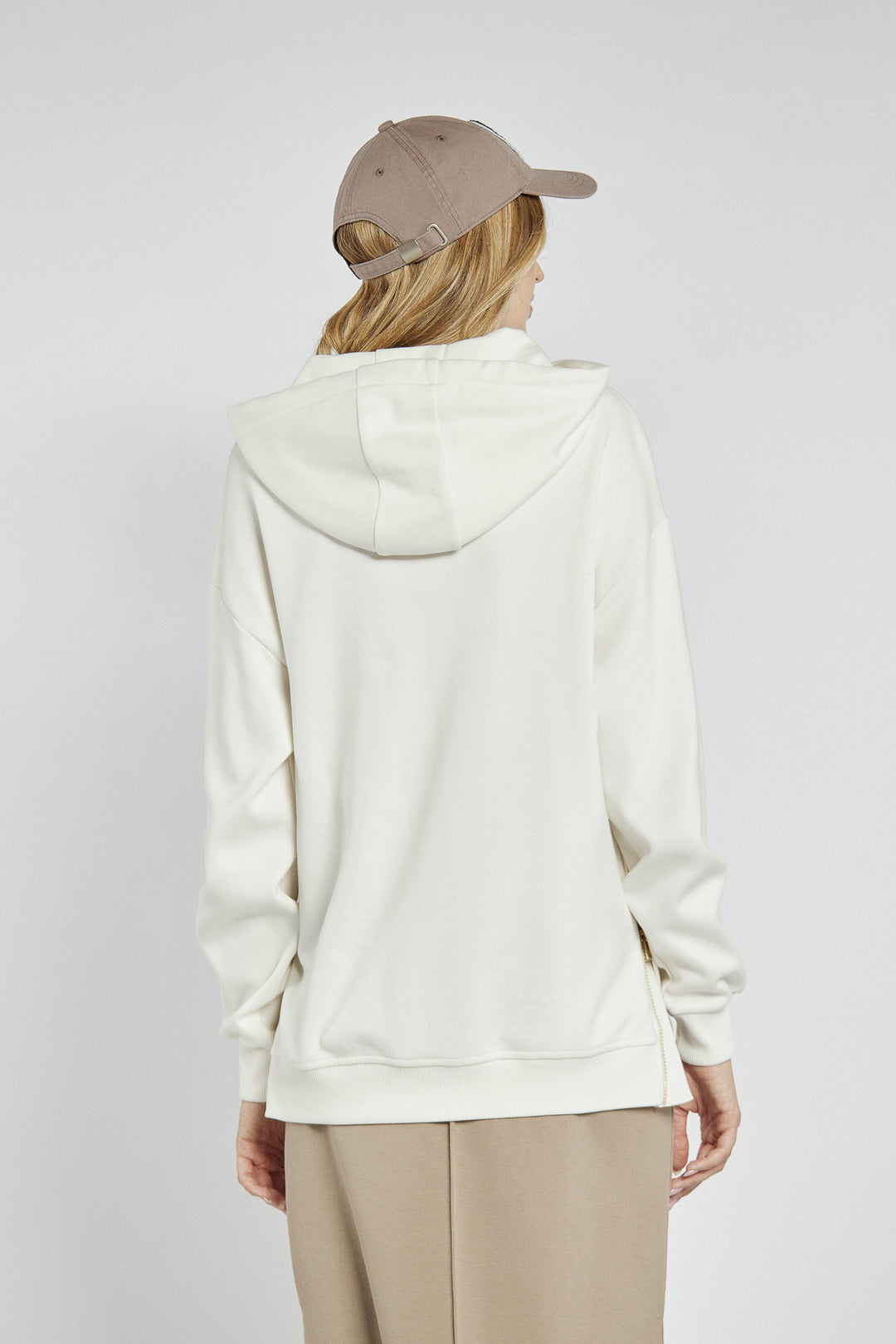Kremowa damska bluza z kapturem oversize