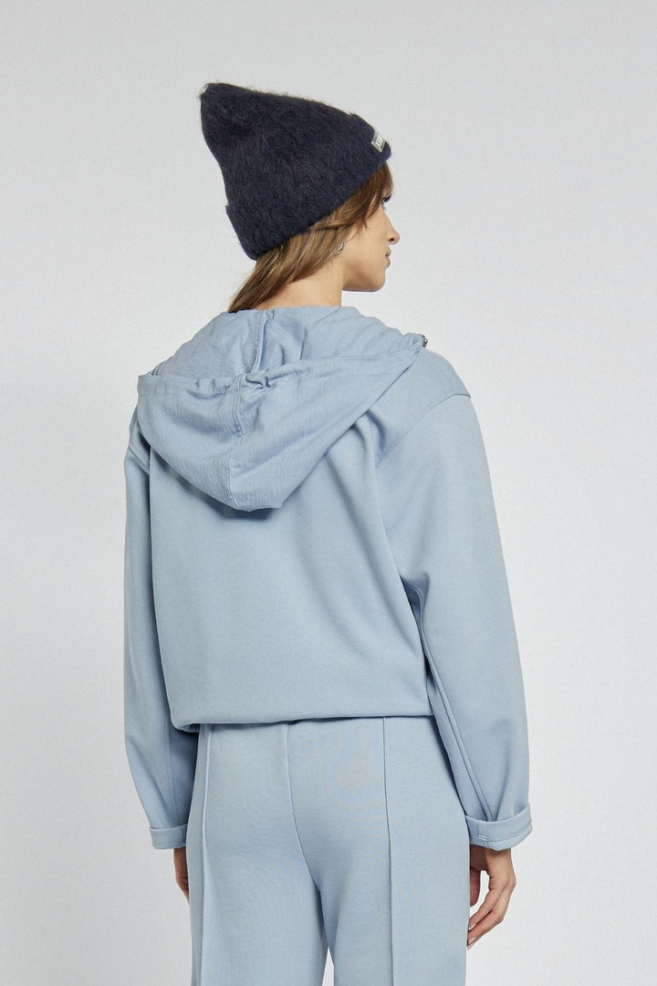 Jasnoniebieska rozpinana bluza Campione