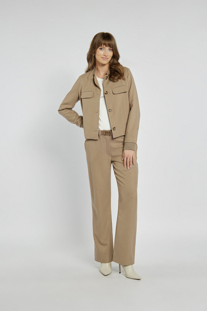 Klasyczne brązowe spodnie Campione z paskiem