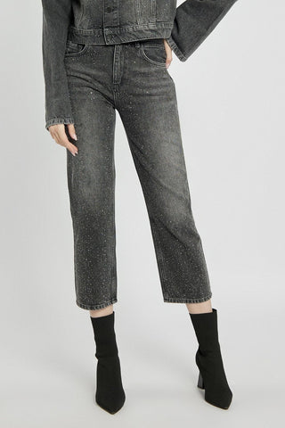 Czarne jeansy z połyskiem i prostą nogawką