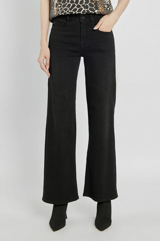Czarne spodnie dżinsowe z szeroką nogawką
