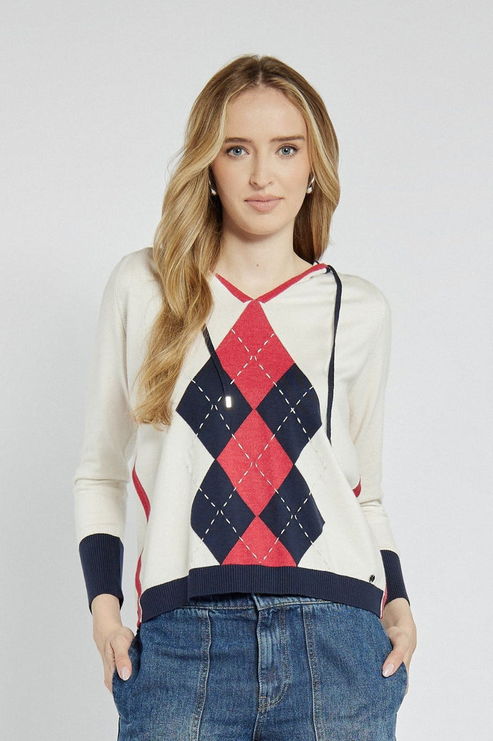 Beżowy sweter z kapturem w romby