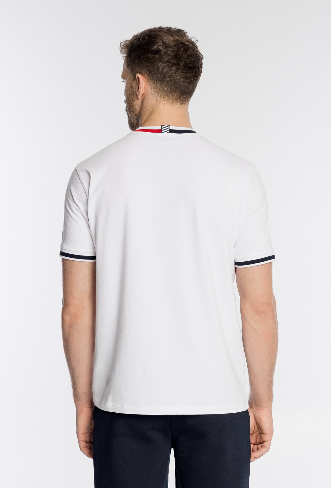 Biały męski T-shirt Campione z kolorowym kołnierzykiem