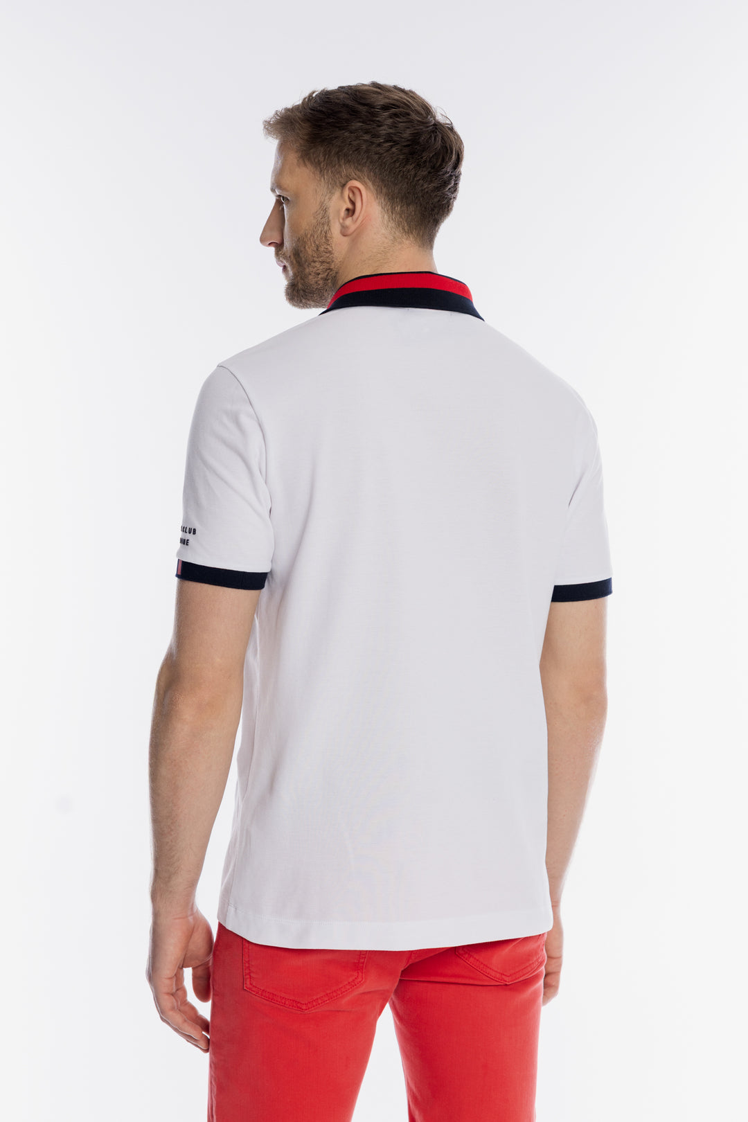 Biała męska koszulka polo z marynistycznymi detalami