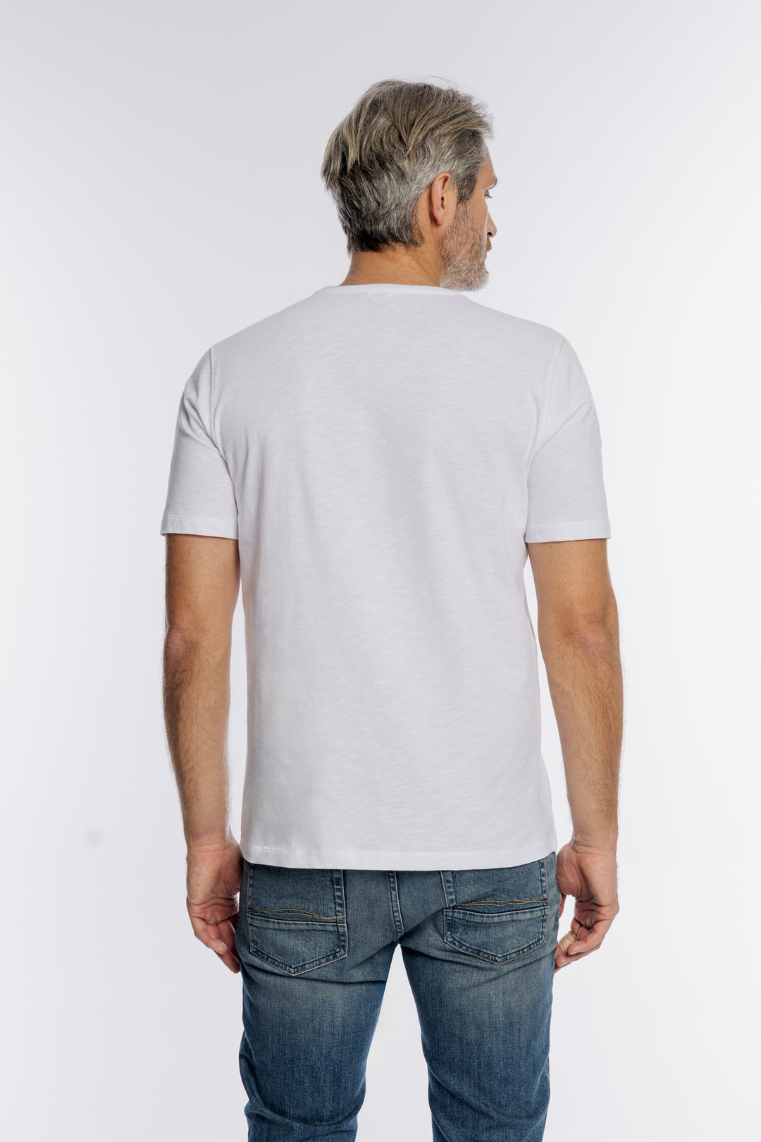 Klasyczny biały męski T-shirt z kieszonką Campione