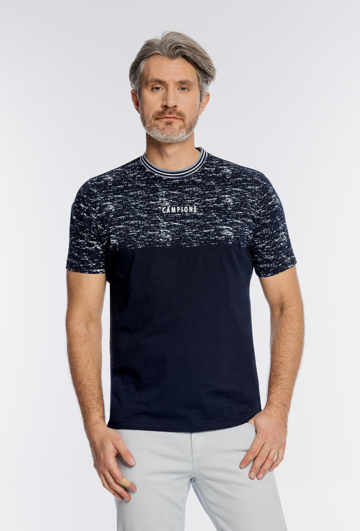 Granatowy męski T-shirt Campione z białym nakropieniem