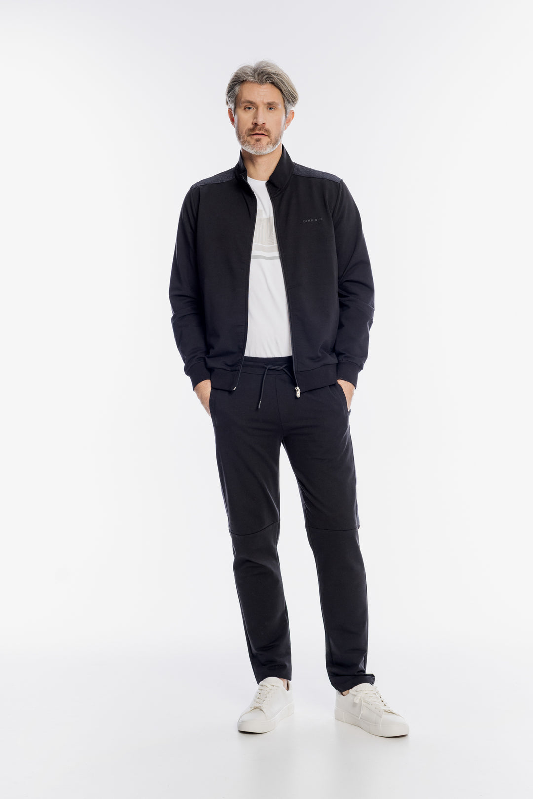 Czarna rozpinana bluza Campione z wysokim kołnierzem