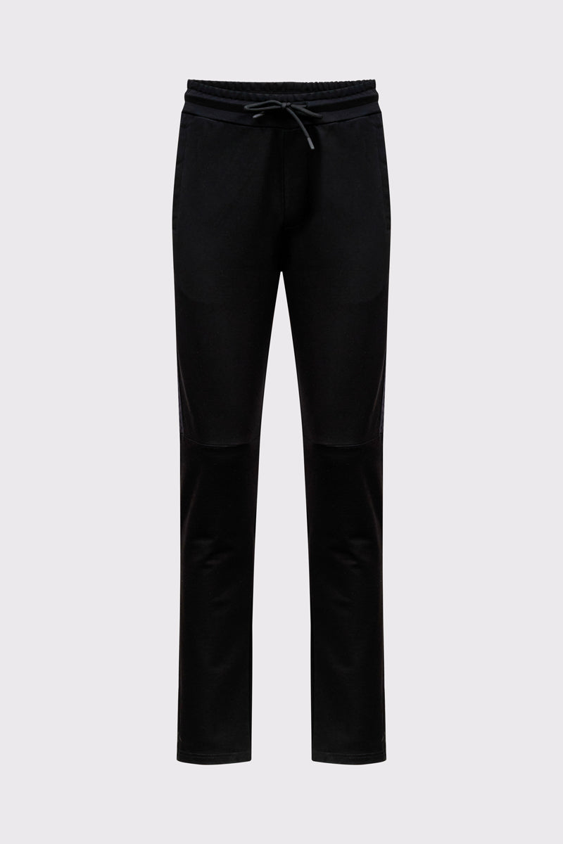 Czarne spodnie dresowe z regulacją w pasie