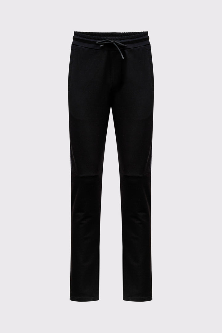 Czarne spodnie dresowe z regulacją w pasie