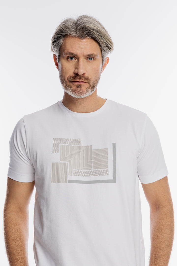 Biały T-shirt z geometrycznym nadrukiem premium