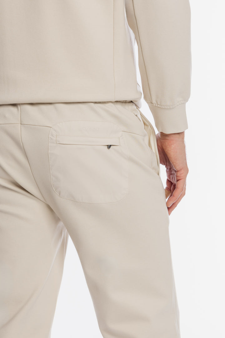Męskie beżowe spodnie dresowe z regulacją w pasie