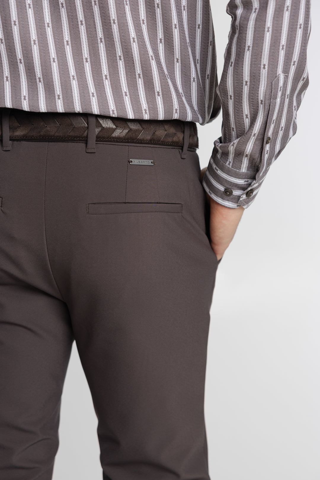 Brązowe spodnie chino Alberto Slim Fit