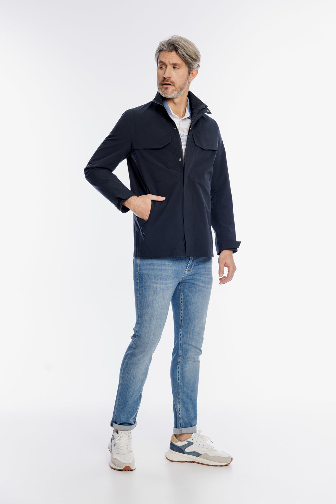 Męska granatowa kurtka techniczna z wysoką stójką