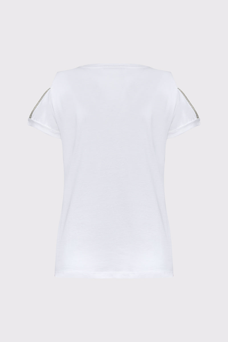Biały t-shirt z grafiką skutera i żółte szorty