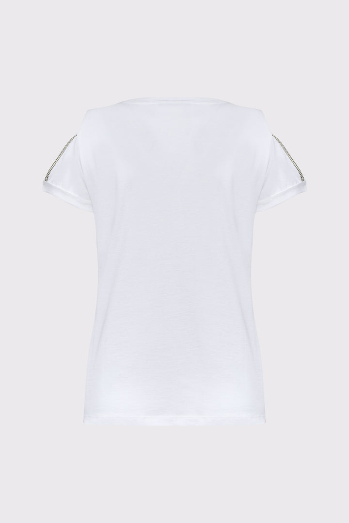 Biały t-shirt z grafiką skutera i żółte szorty