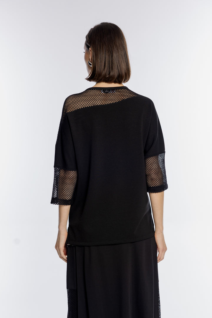Czarna bluza z ozdobną siatką i metalowym zamkiem