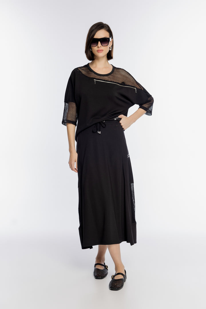 Czarna spódnica maxi z siatkowymi panelami i wiązaniem