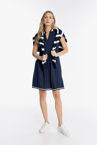 Granatowa sukienka polo z plisowanym dołem i kołnierzykiem