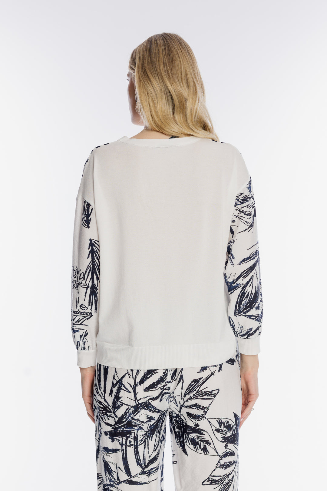 Biały komplet Campione z granatowym tropikalnym printem