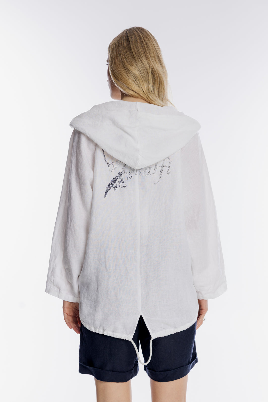 Biała lniana bluza z kapturem i zdobieniem