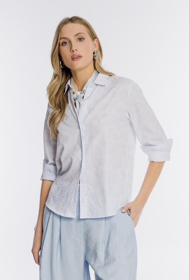 Klasyczna błękitna koszula damska w delikatne prążki