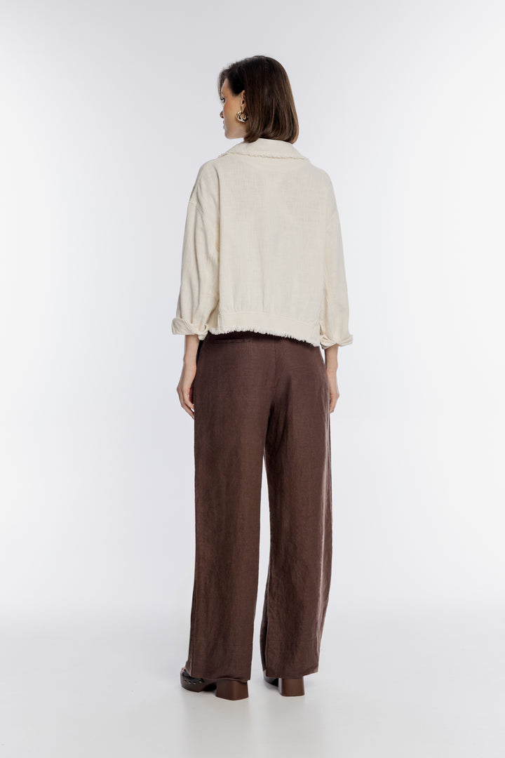 Brązowe lniane spodnie damskie z szerokimi nogawkami