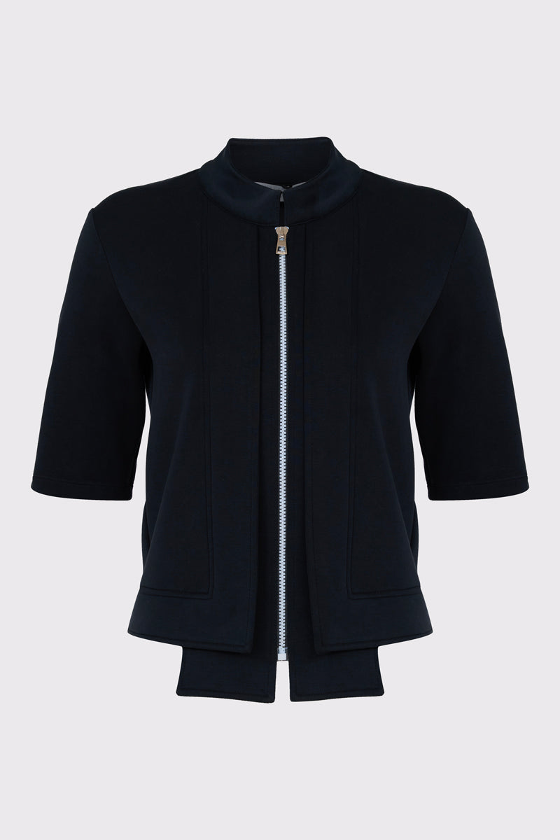 Czarna rozpinana bluzka z krótkim rękawem i stójką