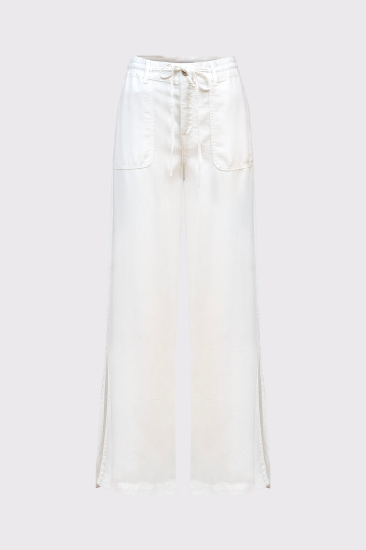 Błękitna bluzka damska z dekoltem w serek