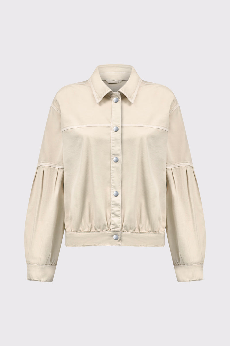 Beżowa kurtka przejściowa ze ściągaczem w pasie