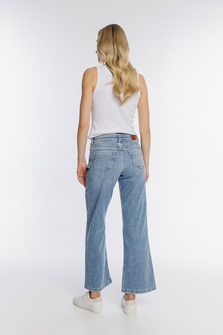 Damskie jeansy z szerokimi nogawkami i wysokim stanem