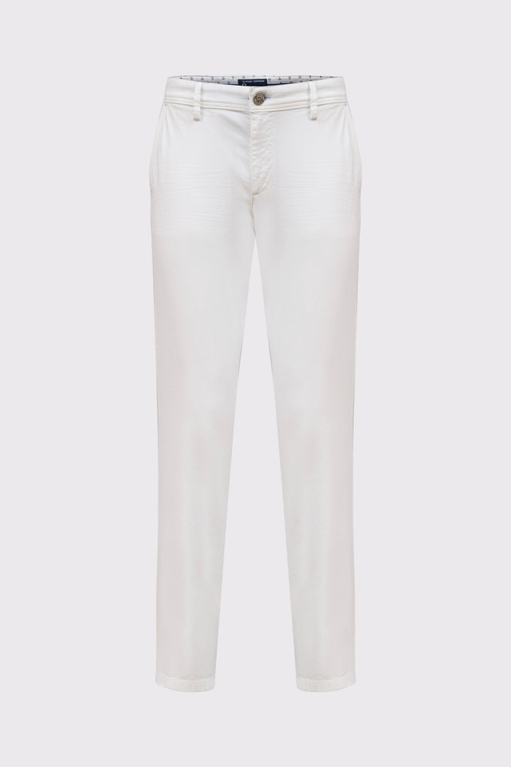 Męskie białe spodnie chino Campione z haftem