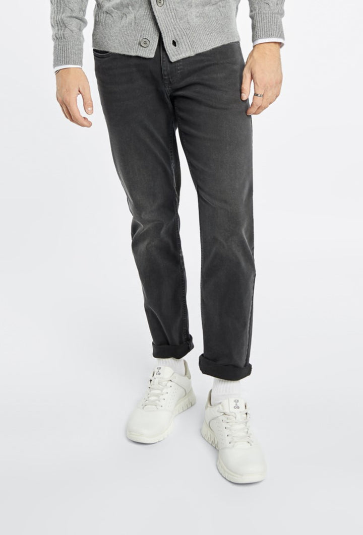 Nowoczesne jeansy męskie Primodi w kroju skinny w kolorze czarnym