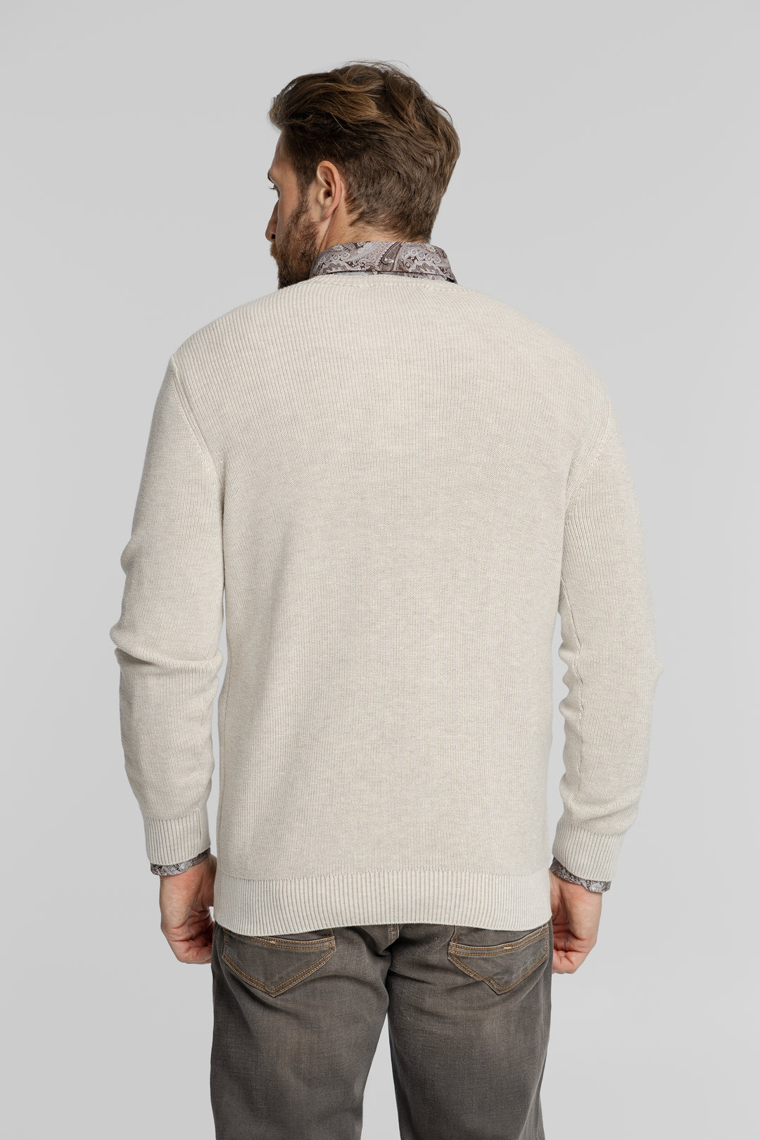 Męski sweter z okrągłym dekoltem ecru Regular Fit