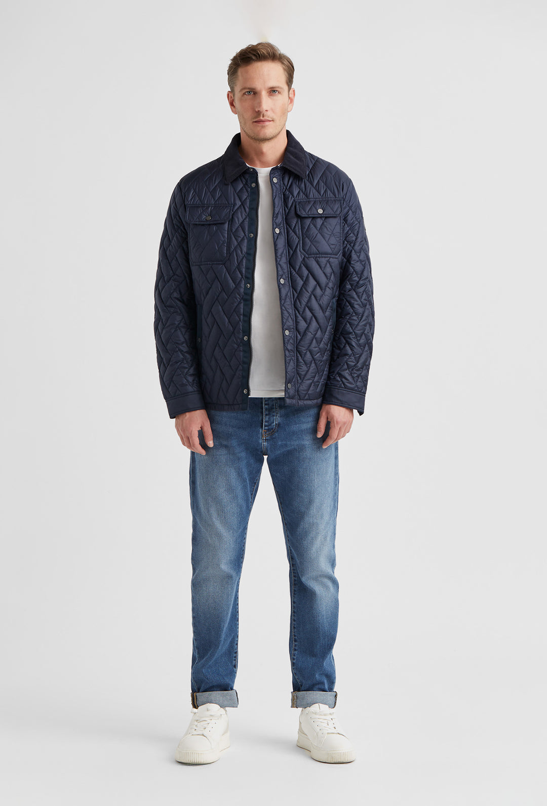 Granatowa kurtka pikowana