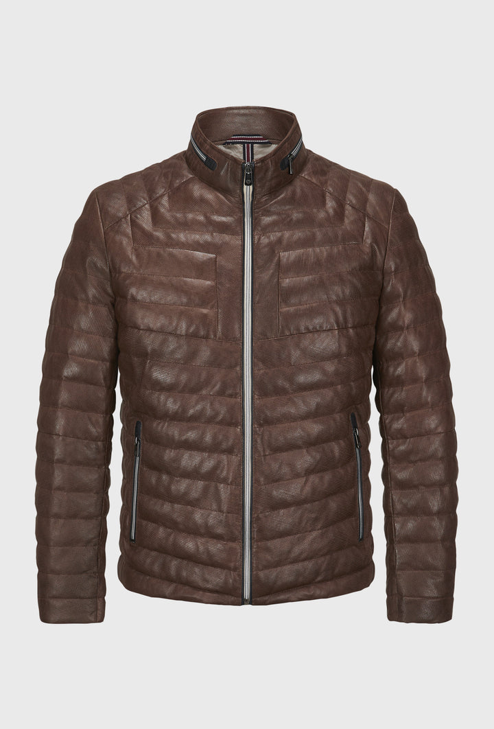 Brązowa kurtka pikowana