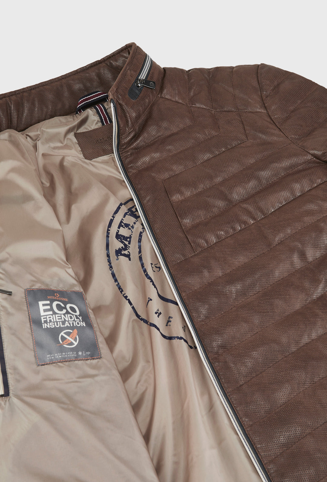 Brązowa kurtka pikowana