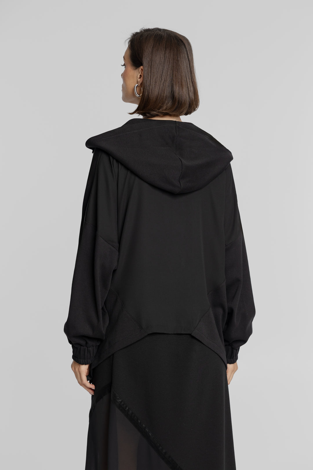 Czarna bluza z kapturem i zamkiem oversize