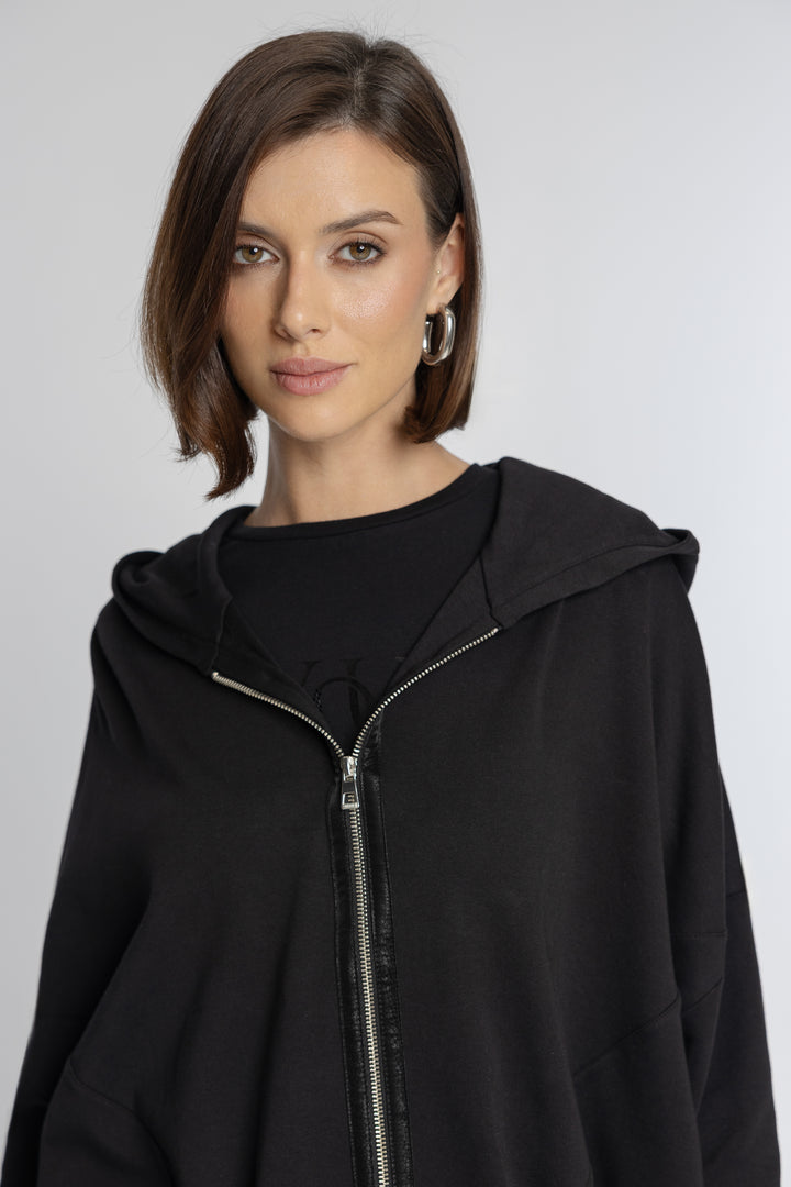 Czarna bluza z kapturem i zamkiem oversize