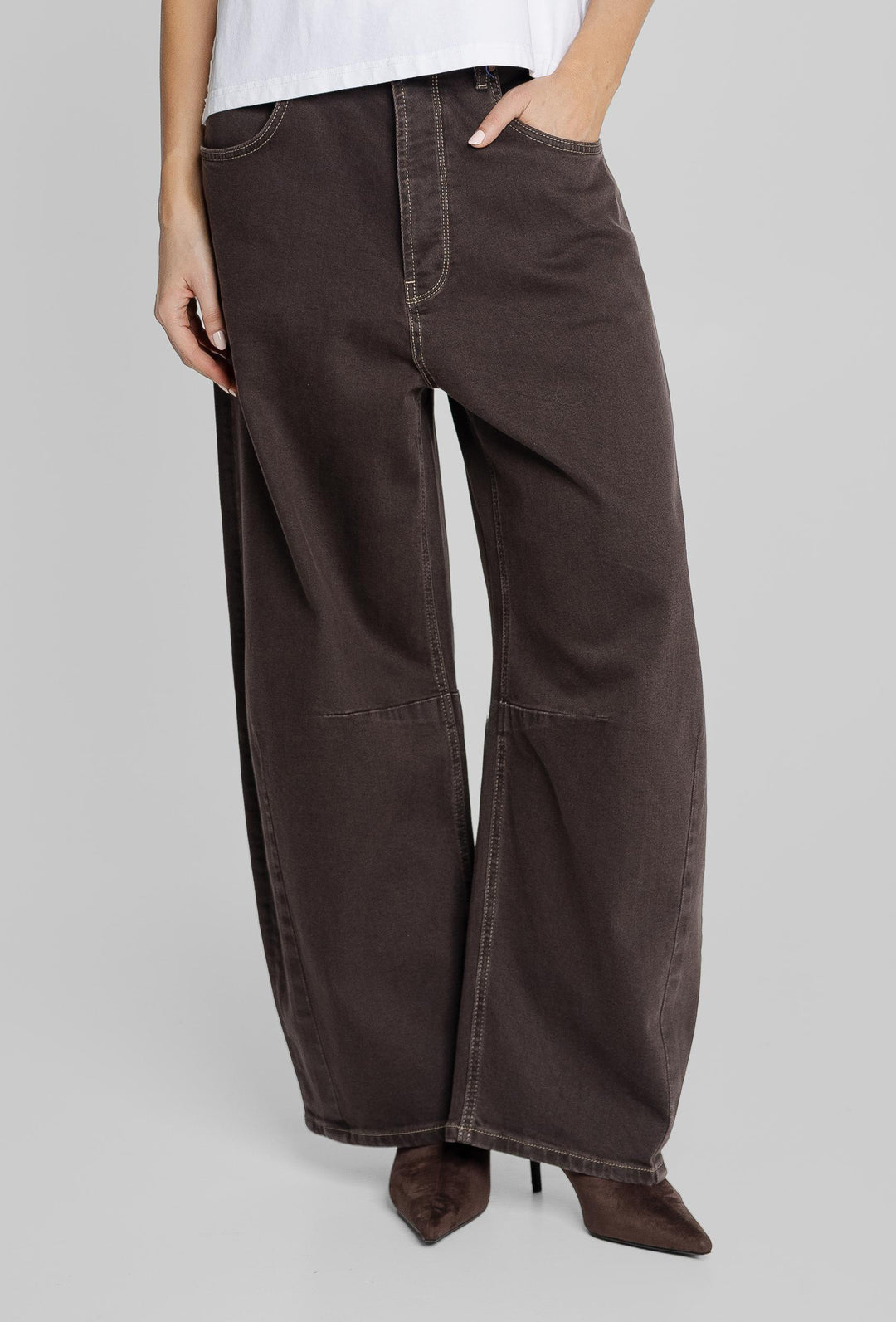 Brązowe jeansy wide leg Campione