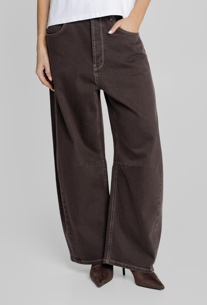 Brązowe jeansy wide leg Campione