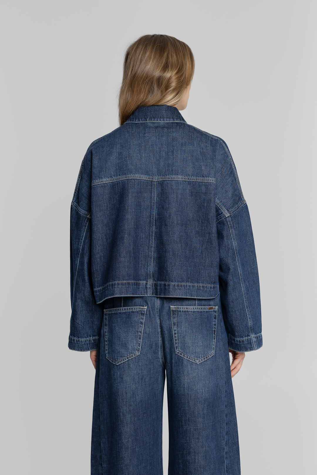 Niebieska kurtka jeansowa damska Campione